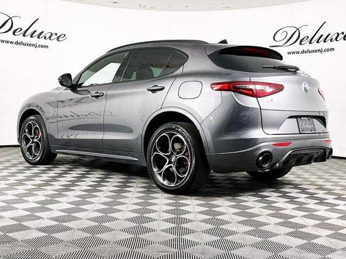 2022 Alfa Romeo Stelvio Veloce