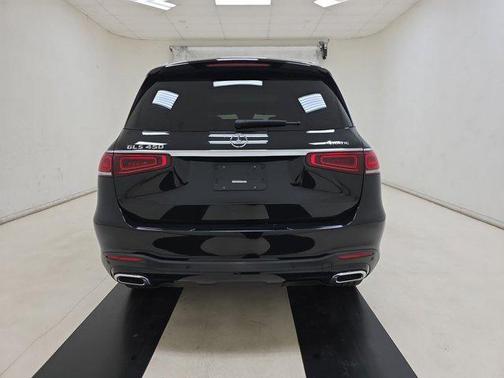 2022 Mercedes-Benz GLS 450 4MATIC