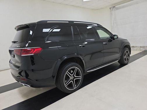 2022 Mercedes-Benz GLS 450 4MATIC