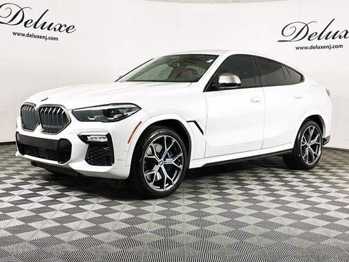 Mineral White Metallic 2021 BMW X6 M50i