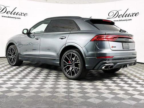2023 Audi SQ8 4.0T Premium Plus
