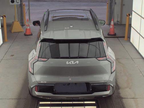 Pebble Gray 2024 Kia EV9 GT-Line