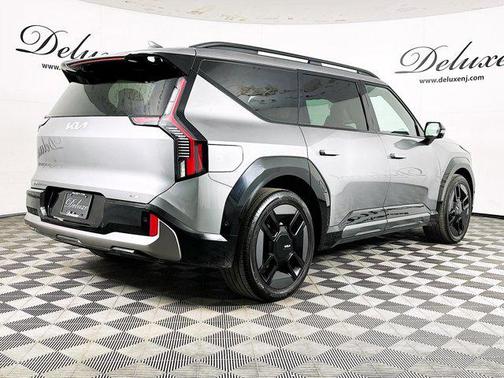 Pebble Gray 2024 Kia EV9 GT-Line