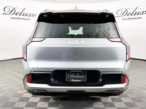 Pebble Gray 2024 Kia EV9 GT-Line