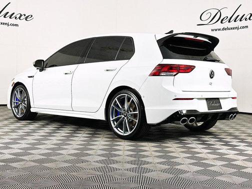 2024 Volkswagen Golf R 2.0T Manual