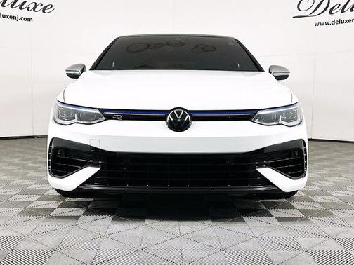 2024 Volkswagen Golf R 2.0T Manual