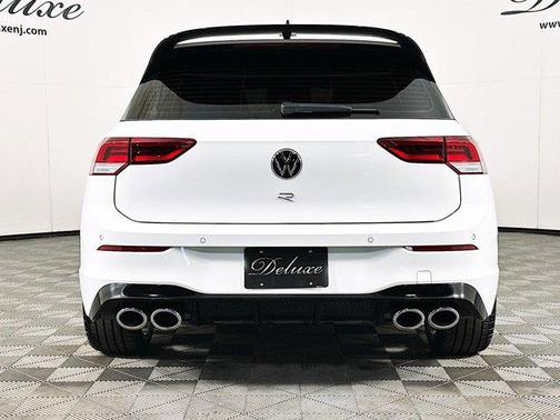 2024 Volkswagen Golf R 2.0T Manual
