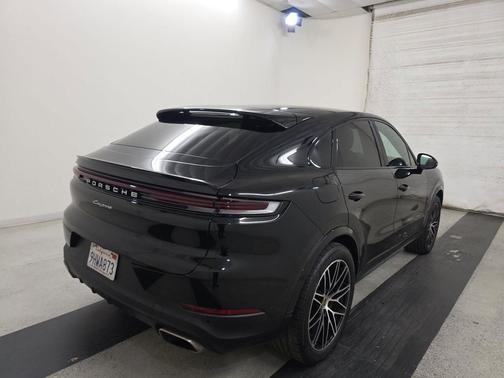 Black 2024 Porsche Cayenne Cayenne