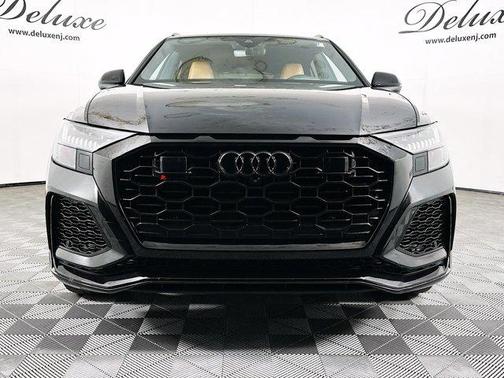 2023 Audi RS Q8 4.0T