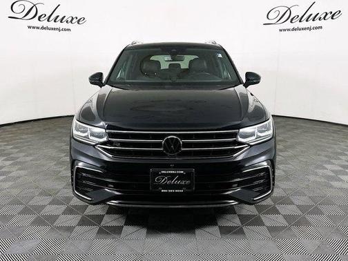 2022 Volkswagen Tiguan 2.0T SEL R-Line 4MOTION