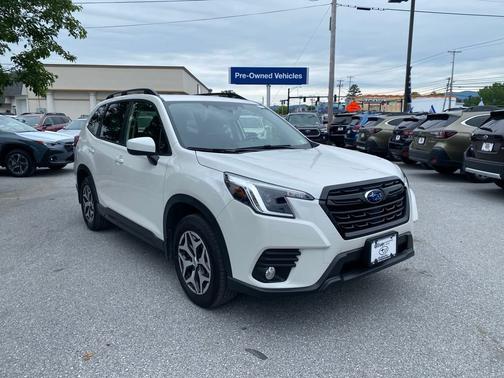 2023 Subaru Forester Premium