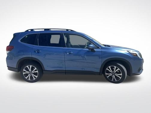 Horizon Blue Pearl 2023 Subaru Forester Limited