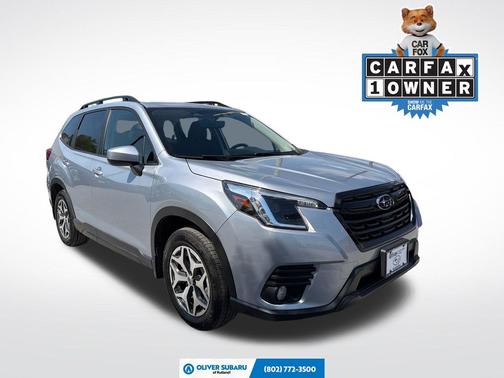 Ice Silver Metallic 2023 Subaru Forester Premium