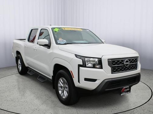 2024 Nissan Frontier SV
