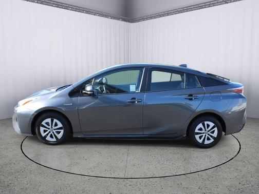 2017 Toyota Prius Four