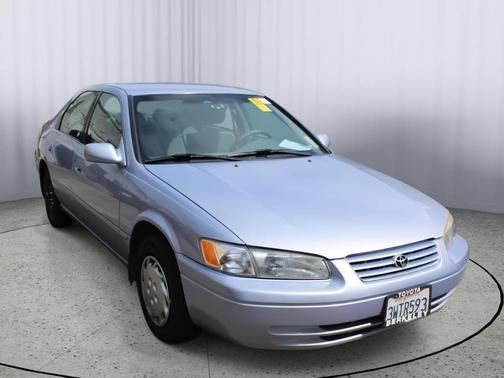 1997 Toyota Camry LE