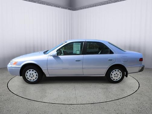 1997 Toyota Camry LE