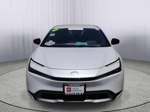 2024 Toyota Prius XLE