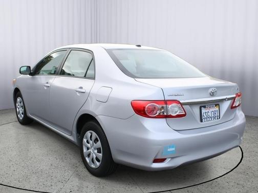 2011 Toyota Corolla LE