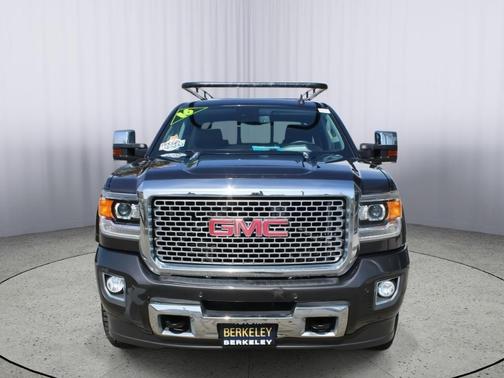 2016 GMC Sierra 2500 Denali