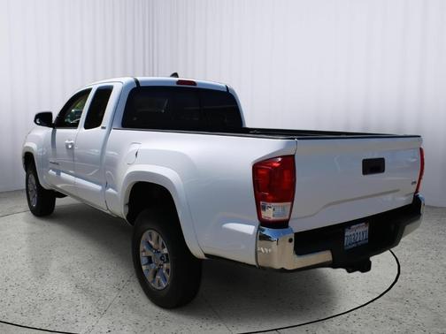 2016 Toyota Tacoma SR5