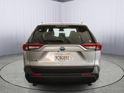 2022 Toyota RAV4 Hybrid XLE Premium