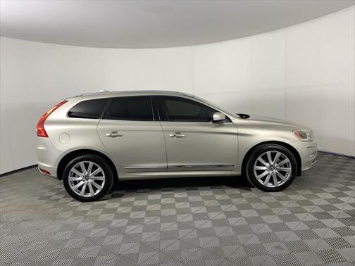 2017 Volvo XC60 T6 Inscription