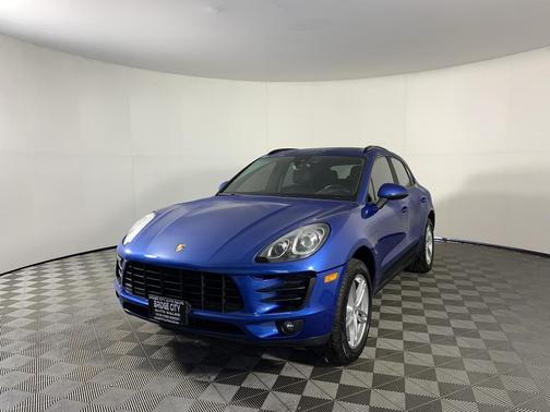2018 Porsche Macan Sport Edition