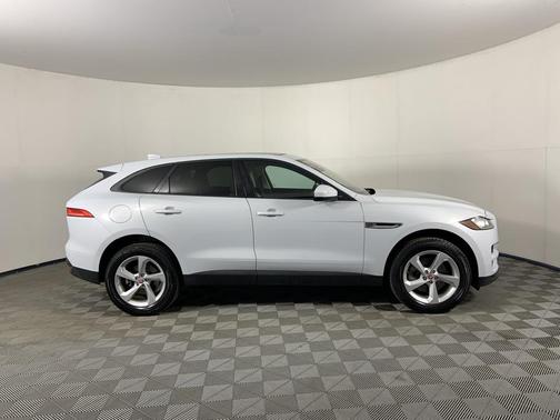 2017 Jaguar F-PACE 35t Premium