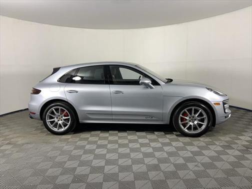 2017 Porsche Macan GTS