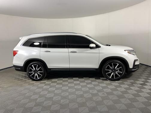 2022 Honda Pilot AWD Elite