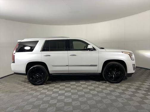 2017 Cadillac Escalade Premium Luxury