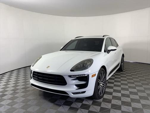 2017 Porsche Macan GTS