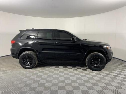 2017 Jeep Grand Cherokee Altitude