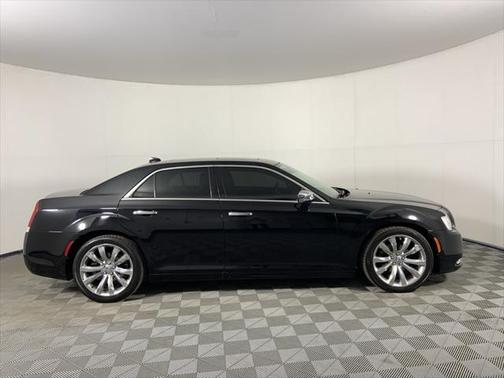 2017 Chrysler 300C Base