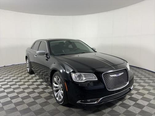 2017 Chrysler 300C Base