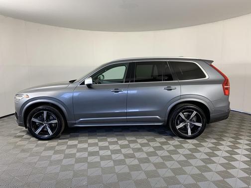 2019 Volvo XC90 T6 R-Design