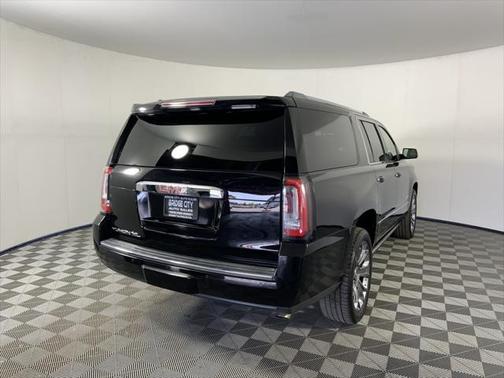 2016 GMC Yukon XL Denali