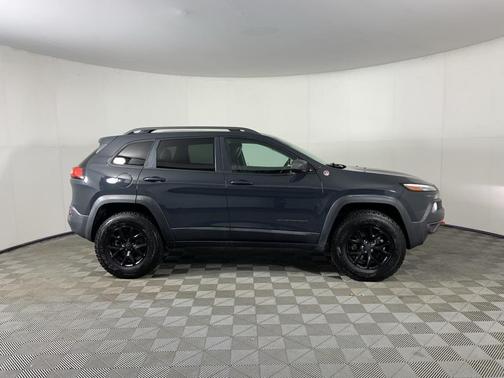 2017 Jeep Cherokee Trailhawk