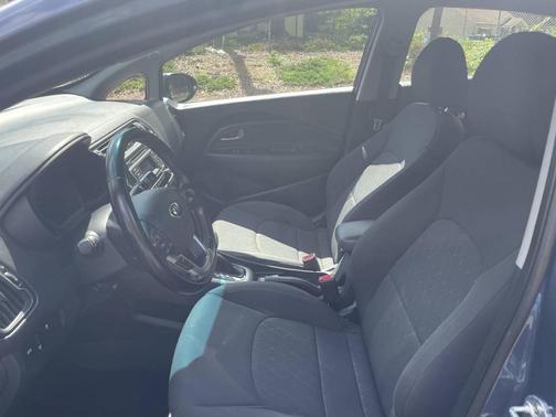 2016 Kia Rio EX