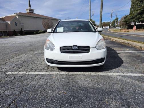 2011 Hyundai Accent SE