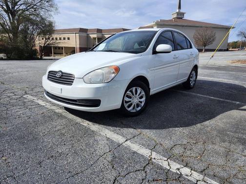 2011 Hyundai Accent SE