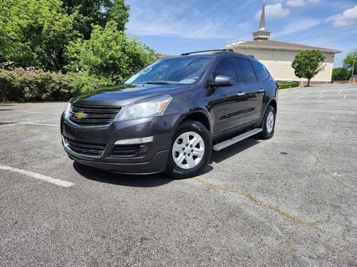 Gray 2015 Chevrolet Traverse LS