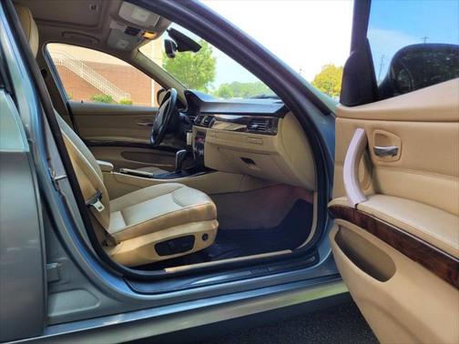 2011 BMW 328 328i 4dr Sedan