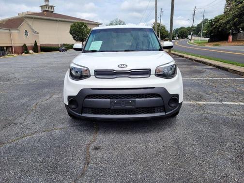 2017 Kia Soul Base