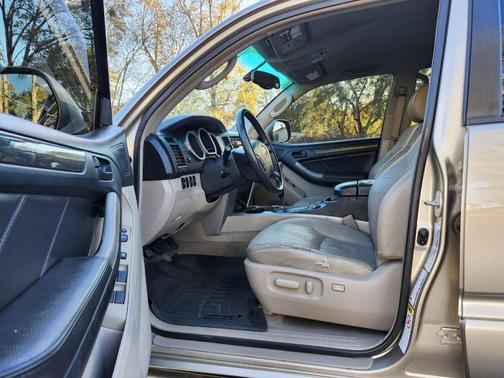 2005 Toyota 4Runner Limited