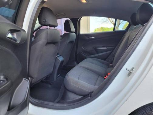 2016 Chevrolet Cruze LS Auto