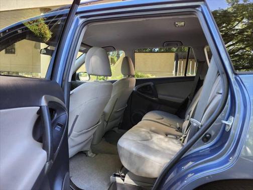 2011 Toyota RAV4 Base