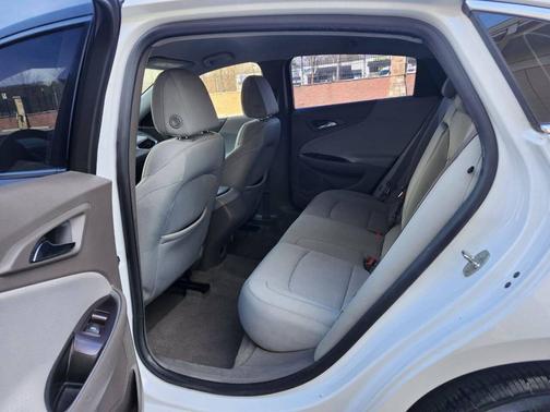 2016 Chevrolet Malibu LS