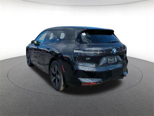 2025 BMW iX xDrive50